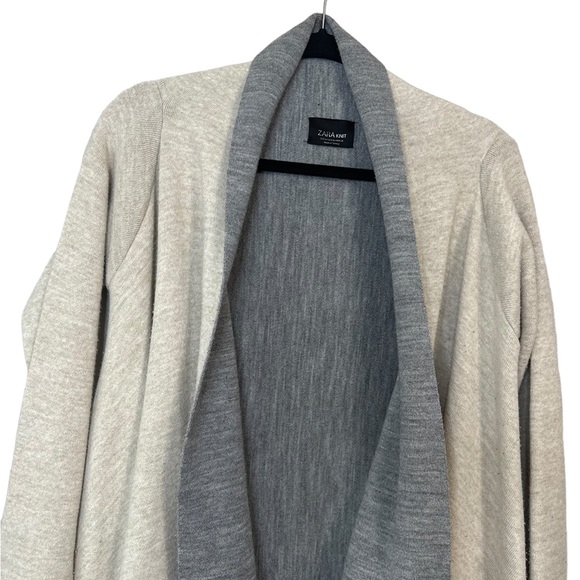 Zara Knit cream and grey thick cardigan. Size Medium - Picture 8 of 9
